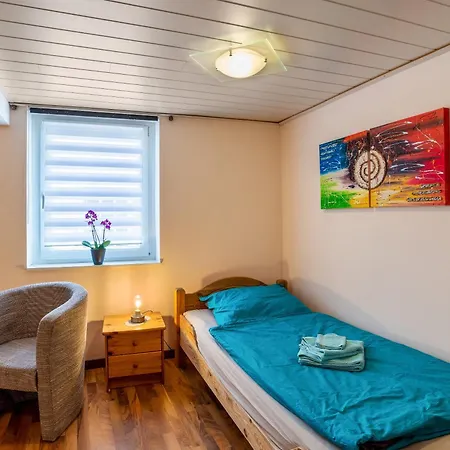 Blaues Haus Διαμέρισμα *